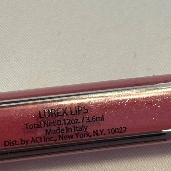 READY TO WEAR LUREX LIPS LIPGLOSS COLOR #15 Pink Kisses FULL SIZE - NEW - Picture 3 of 8